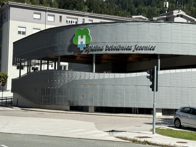 Splošna bolnišnica Jesenice — elektroinštalacije